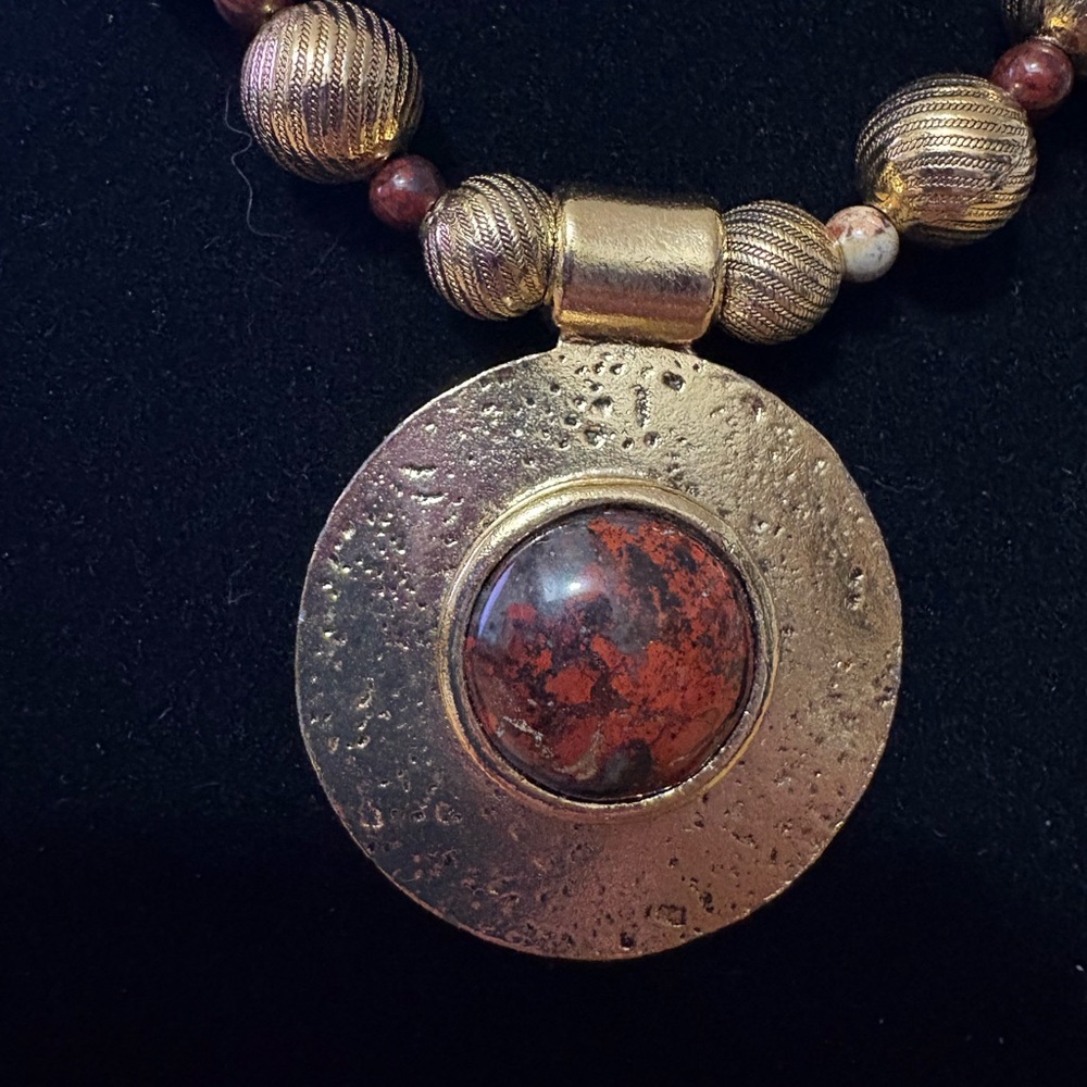 Gold and Red Pendant Necklace N-43
